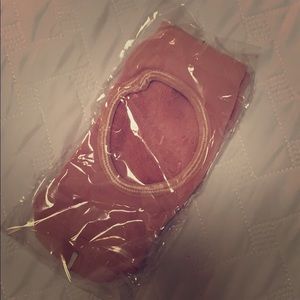 *New *Unopened *Barre/Pilates grippy socks *pink